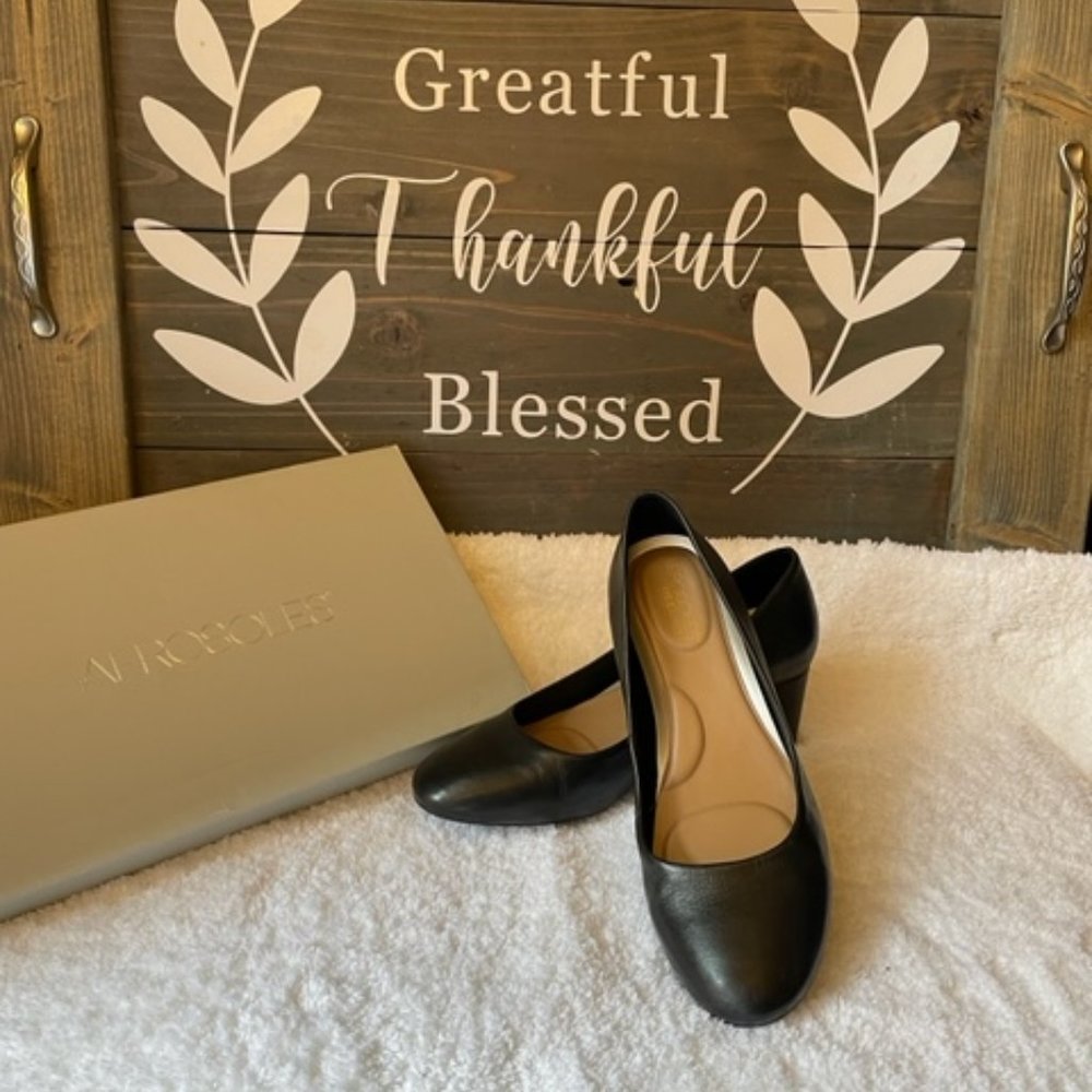 AEROSOLES WOME'S BLACK EYE CANDY PUMP LEATHER SHOES (HEEL REST COMFORT0) 81/2 M